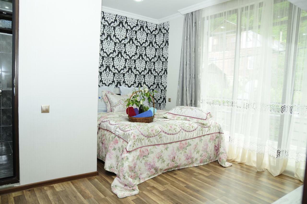 Guest House Ivo Bordžomi Exteriér fotografie