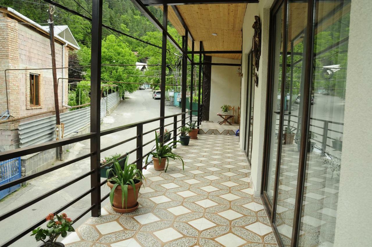 Guest House Ivo Bordžomi Exteriér fotografie